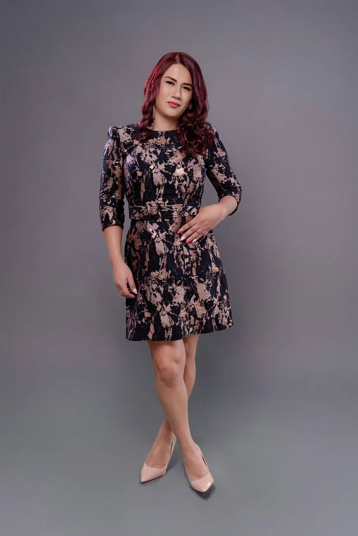 Miss Yera, modelo editorial en Lima, calendario 2026